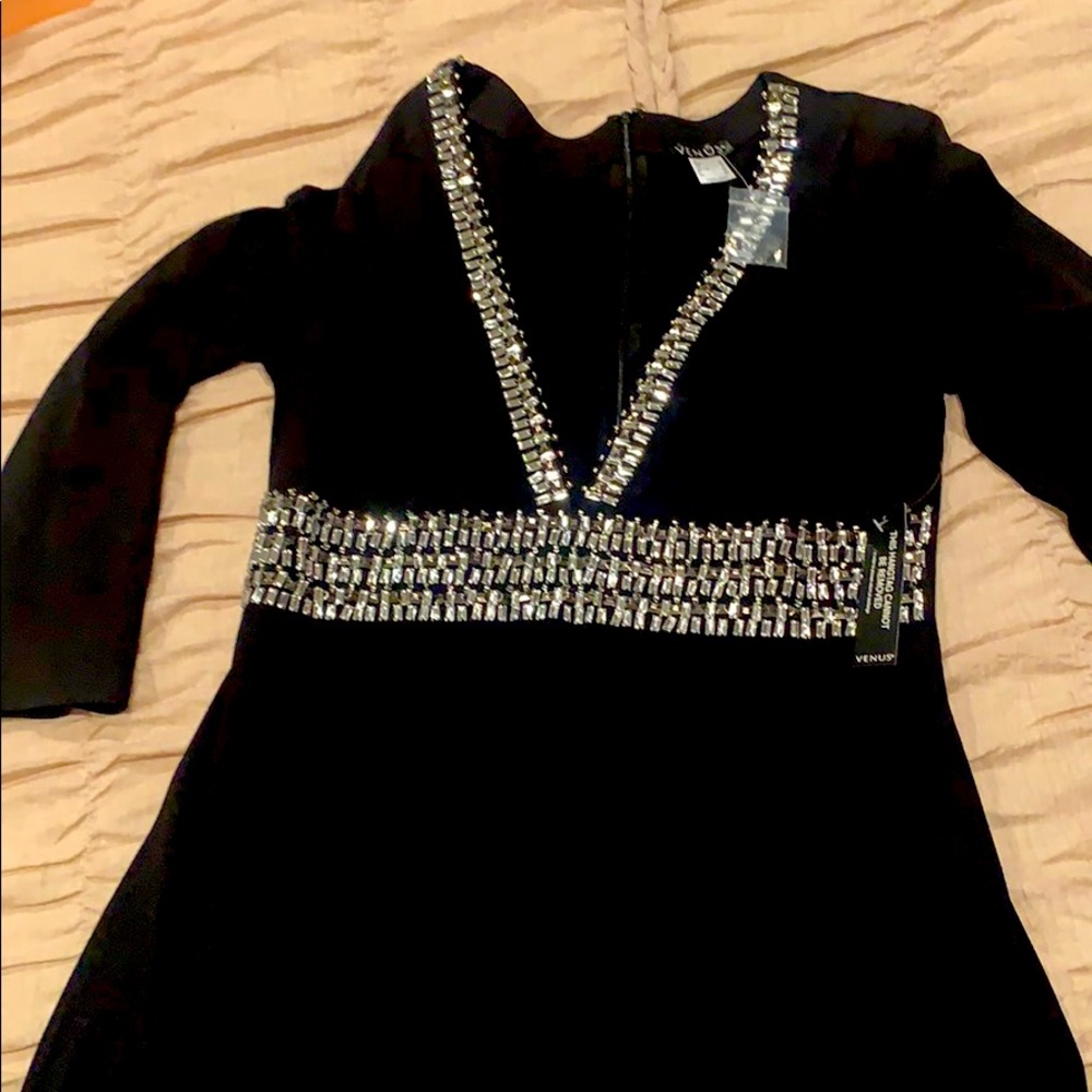 VENUS dress NWT size 12